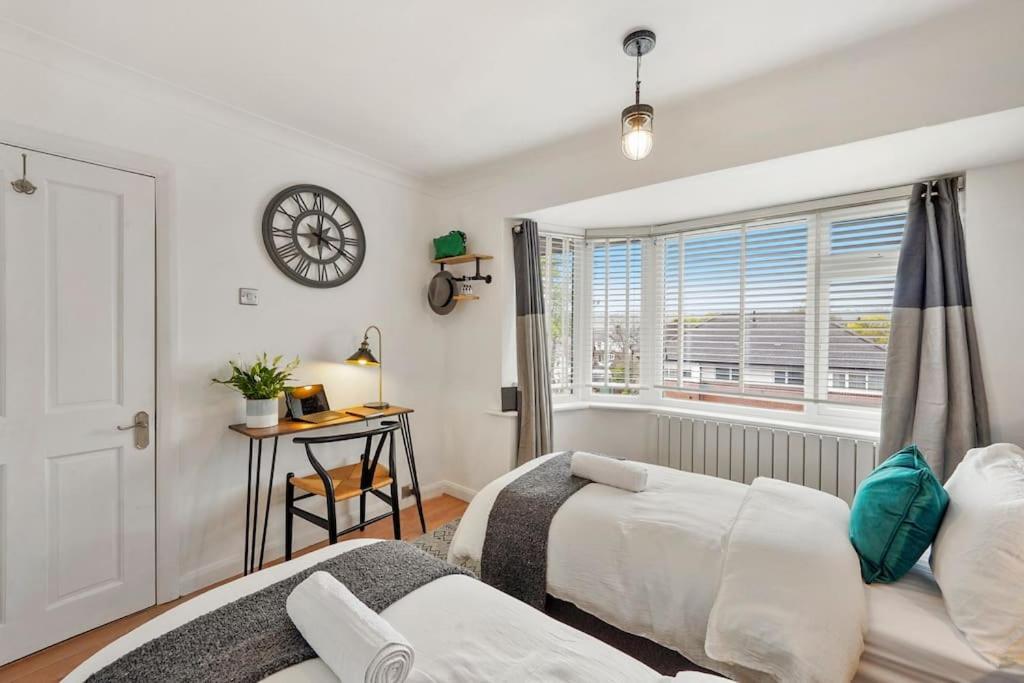 Stylish Maisonette Near The Heath With Free Parking & Wi-Fi Maidstone Exterior photo