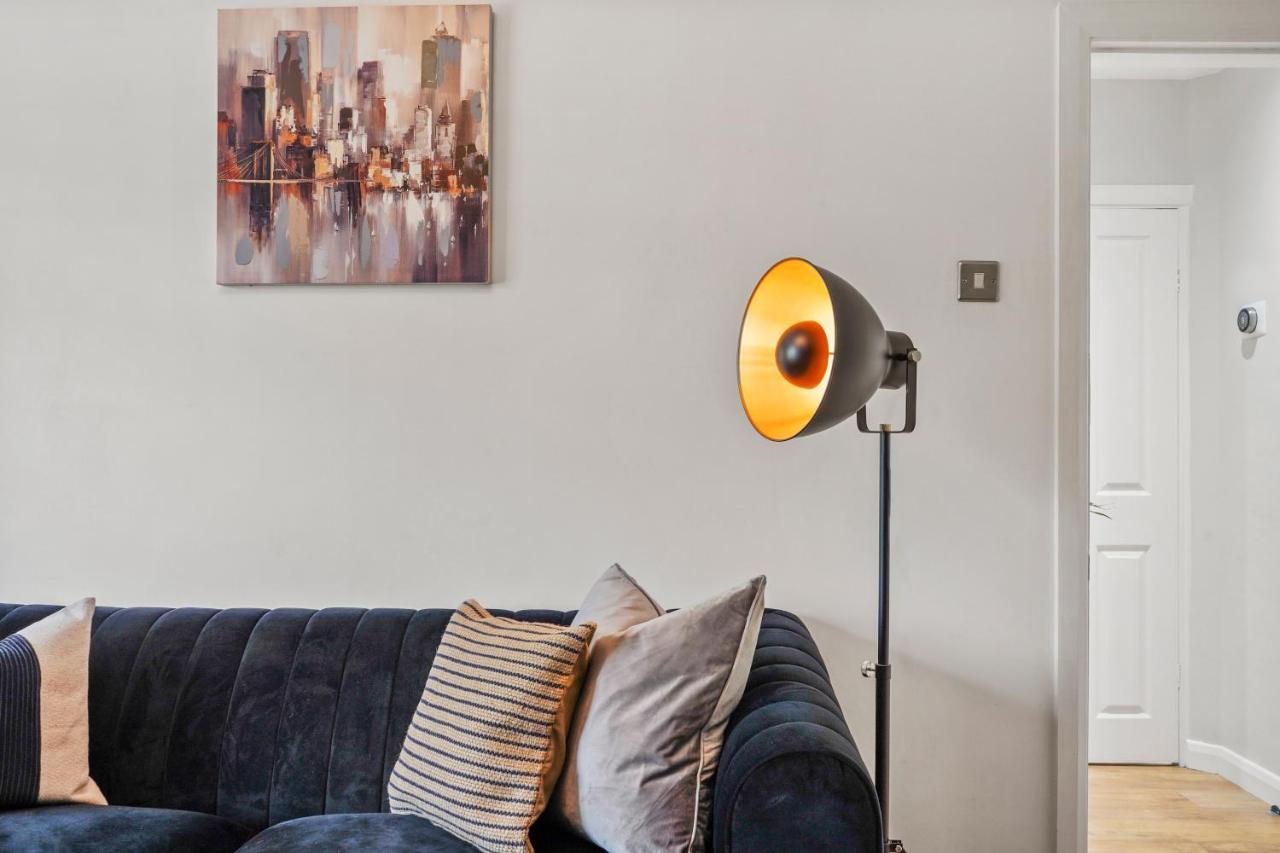 Stylish Maisonette Near The Heath With Free Parking & Wi-Fi Maidstone Exterior photo