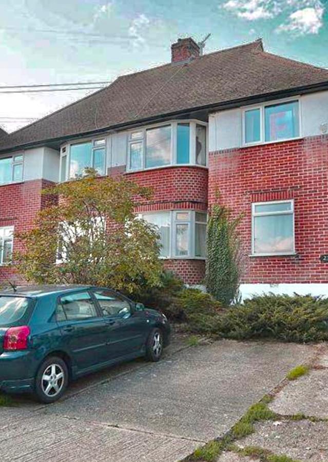Stylish Maisonette Near The Heath With Free Parking & Wi-Fi Maidstone Exterior photo